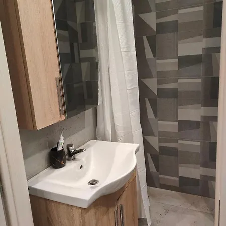 Metro * テッサロニキ