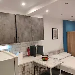 Metro Apartament *