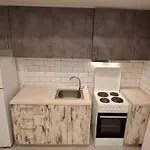 Metro Apartamento Tesalónica